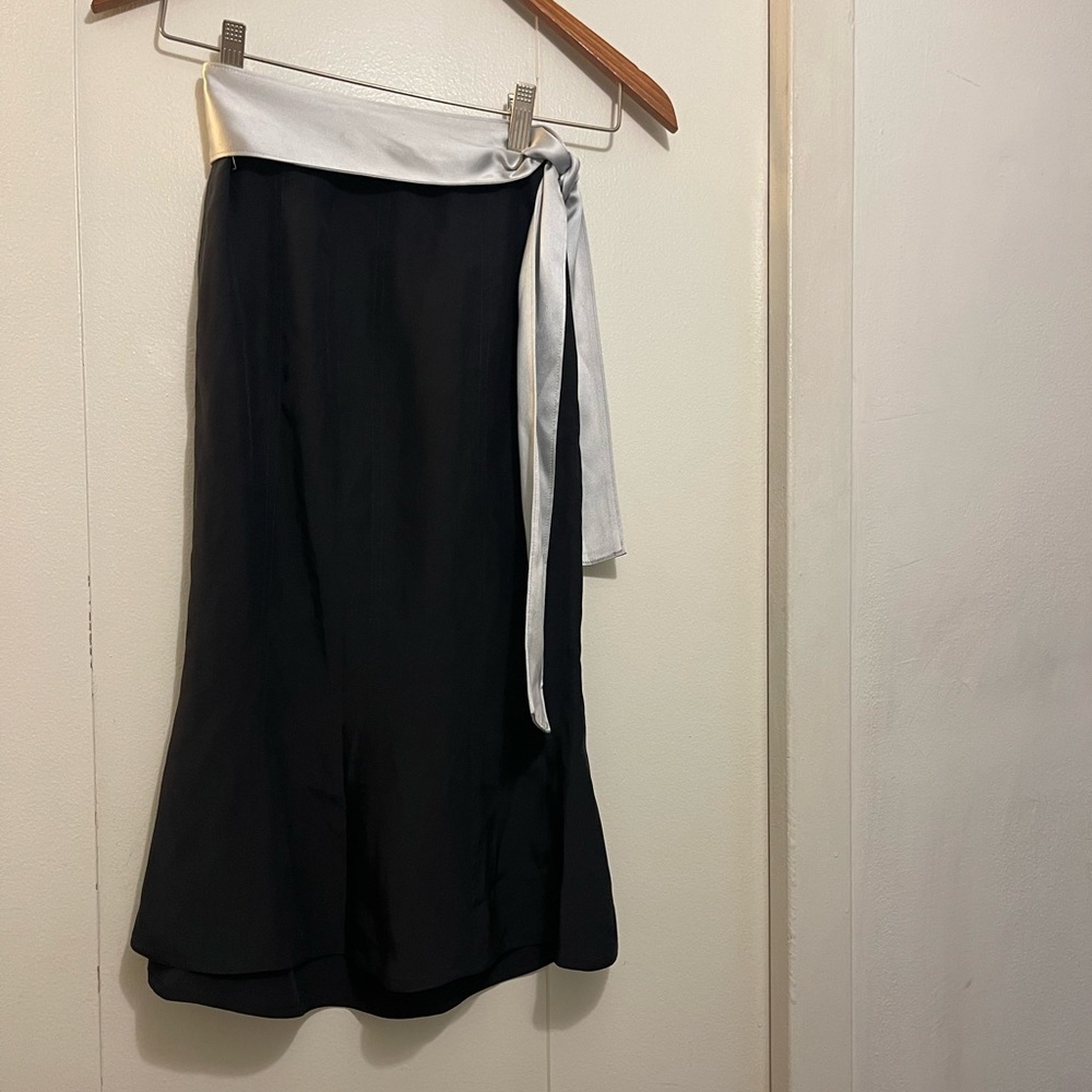 Saint Laurent Vintage Midi Skirt in size 2.